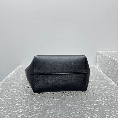 카타 / 더로우 핸드백