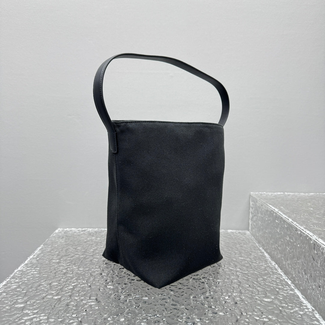 카타 / 더로우 캔버스 물통 가방