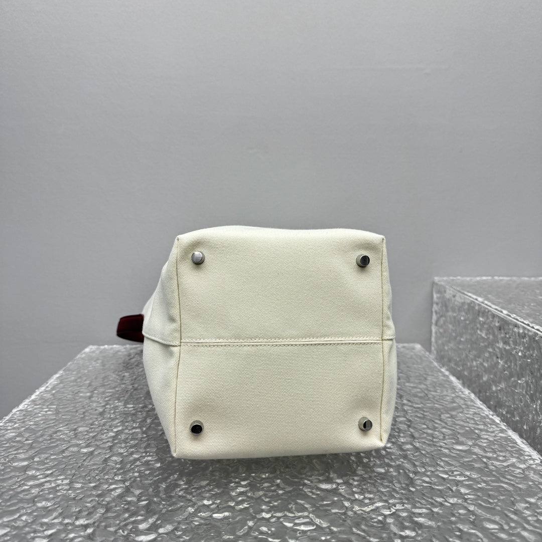 카타 / 더로우 캔버스 물통 가방