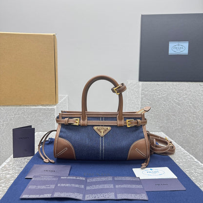 카타 / 프라다 미니 데님 핸드백
