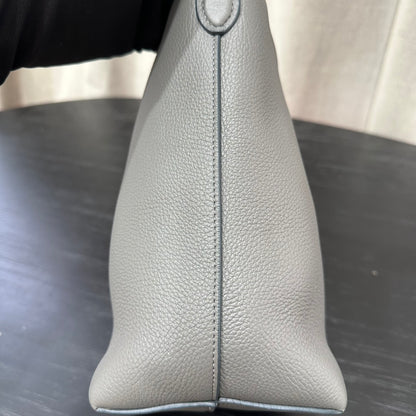 카타 / 더로우 미디엄 핸드백