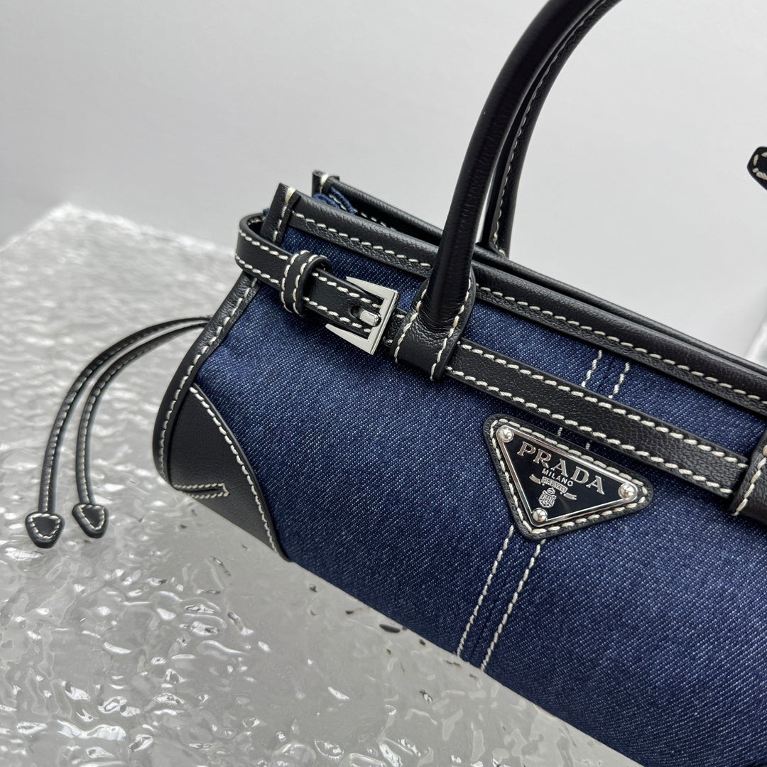 카타 /  프라다 미니 데님 핸드백