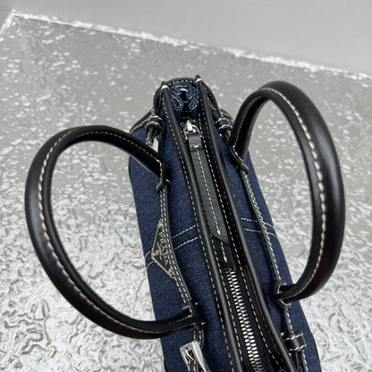 카타 /  프라다 미니 데님 핸드백