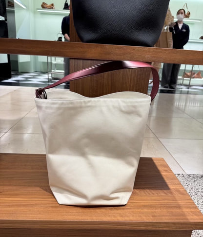 카타 / 더로우 캔버스 가방