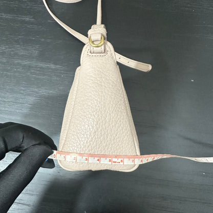 카타 / 미우미우 작은 크로스백