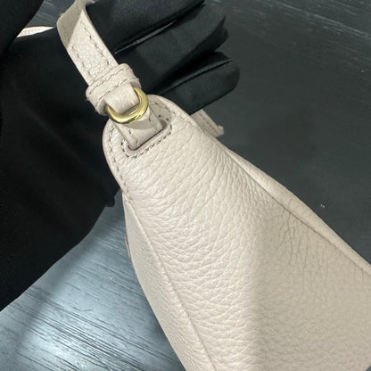 카타 / 미우미우 작은 크로스백