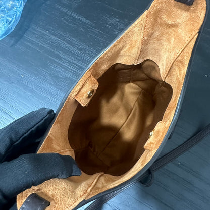 카타 / 미우미우 작은 크로스백