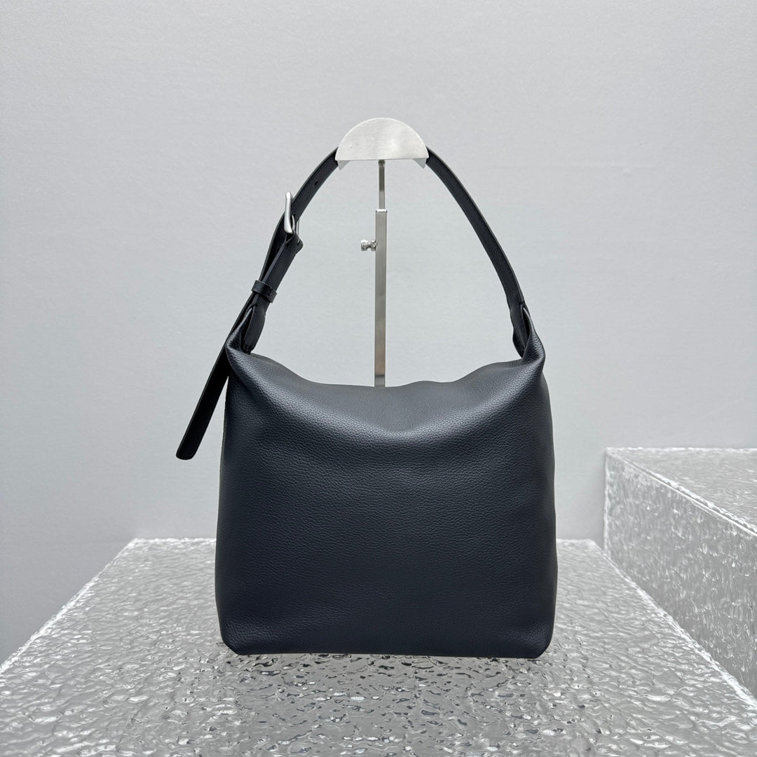 카타 / 더로우 물통 가방