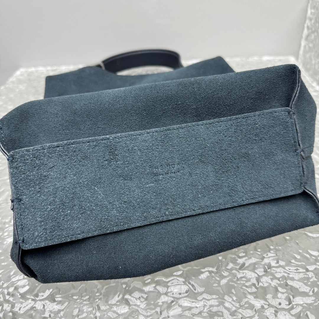 카타 / 더로우 물통 가방