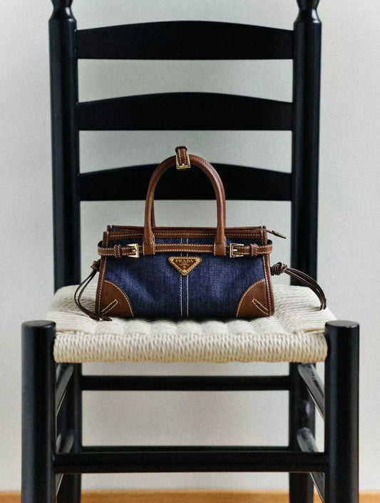 카타 / 프라다 청가방