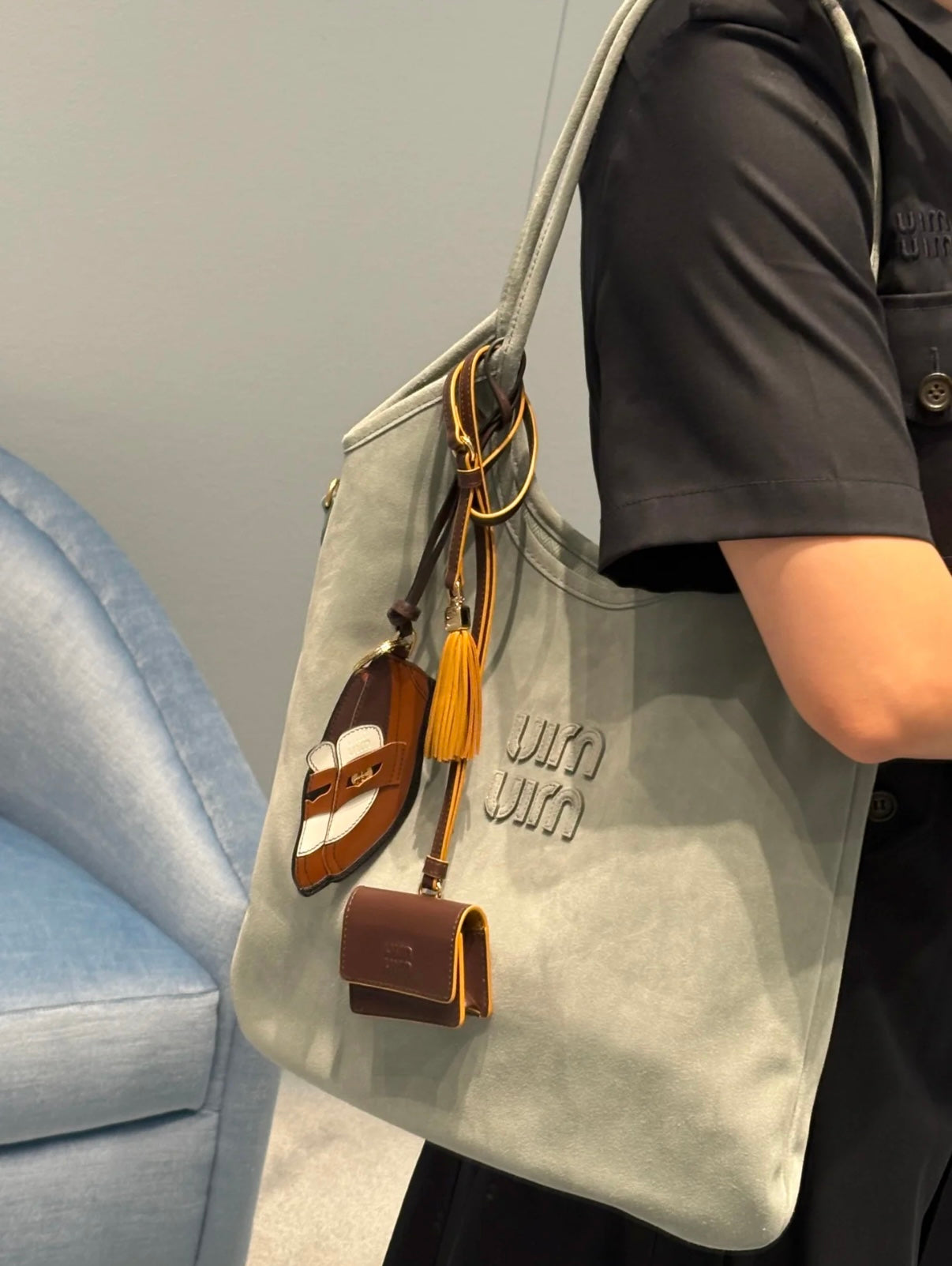 카타 / 미우미우 가을 겨울 스웨이드 시리즈