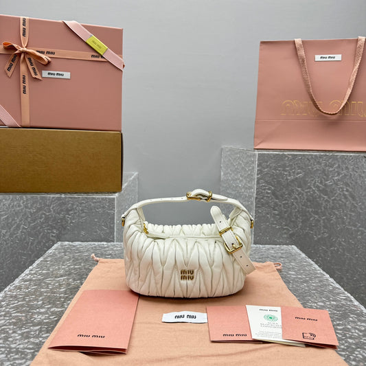 카타 / 미우미우 세련된 도시락 가방