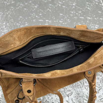 카타 / 발렌시아가 기관차 가방