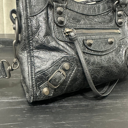 카타 / 발렌시아가 기관차 가방