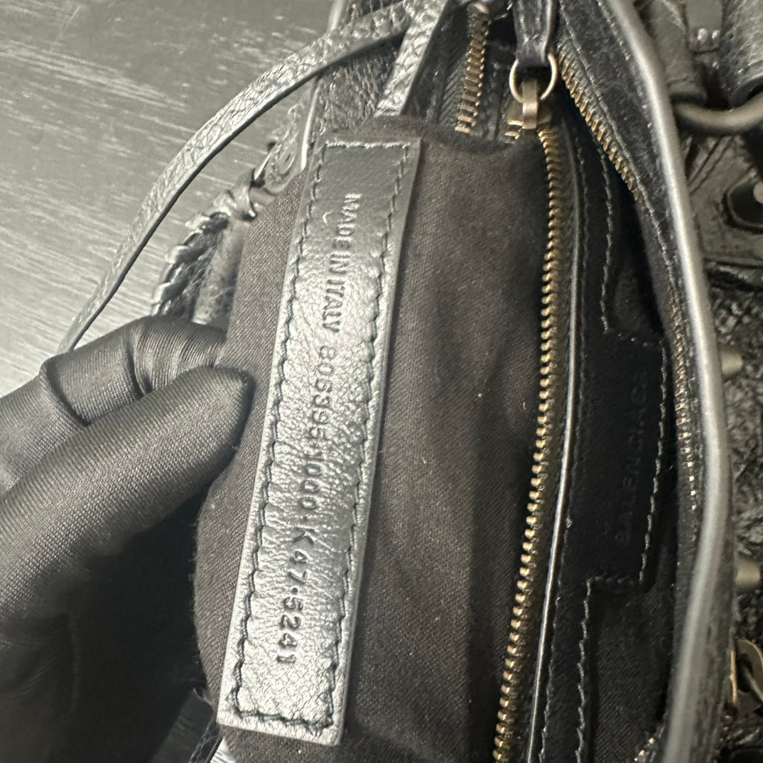 카타 / 발렌시아가 기관차 가방