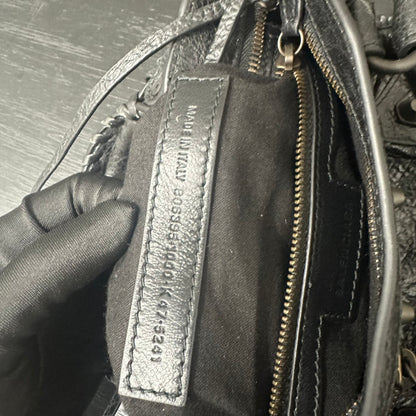 카타 / 발렌시아가 기관차 가방