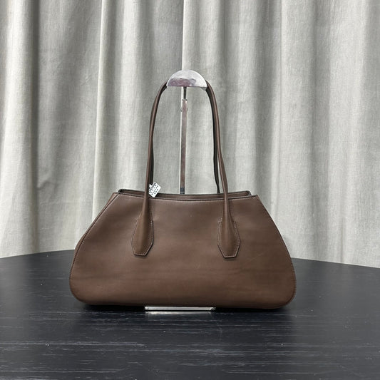 카타 / 더로우 숄더백