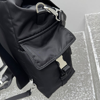 카타 / 프라다 백팩