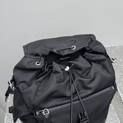 카타 / 프라다 백팩