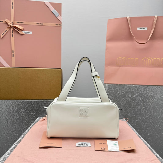 카타 / 미우미우 신형 볼링백