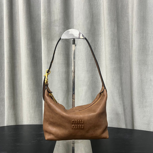 카타 / 미우미우 핸드백