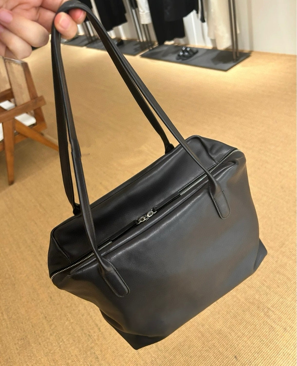 카타 / 더로우 숄더백