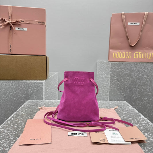 카타 / 미우미우 물통 가방