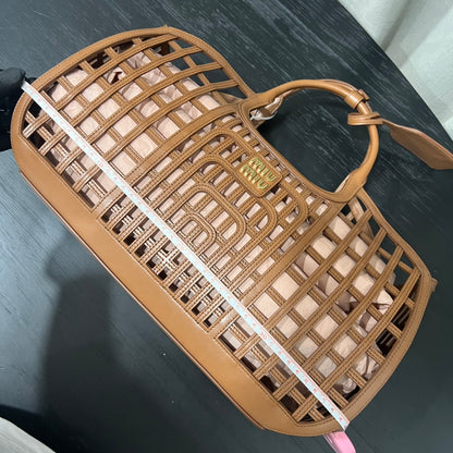 카타 / 미우미우 여름 비치백