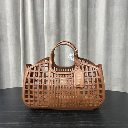 카타 / 미우미우 여름 비치백