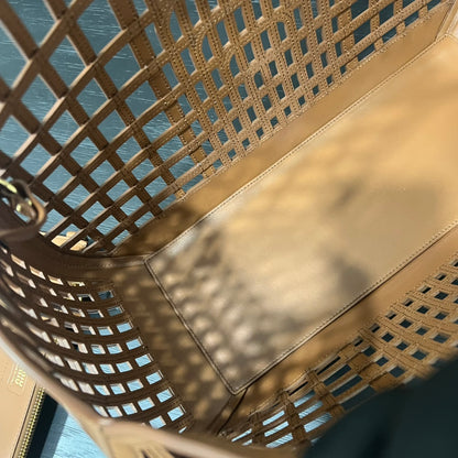 카타 / 미우미우 여름 비치백