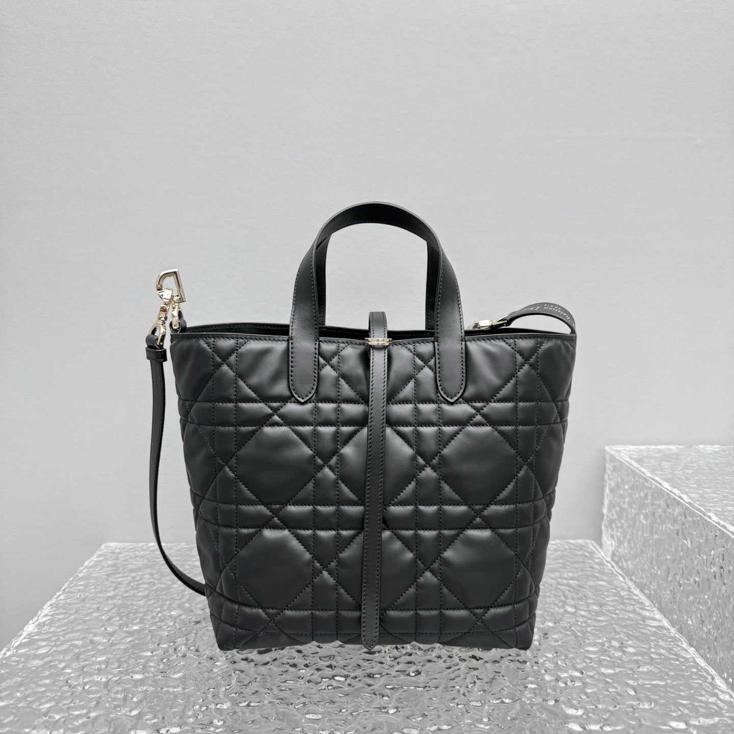 카타 / 디올 가방 핸드백 크로스백