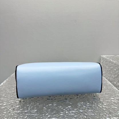 카타 / 프라다 가방 핸드백