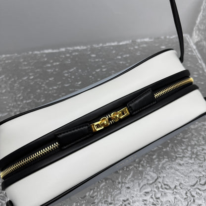 카타 / 프라다 가방 핸드백