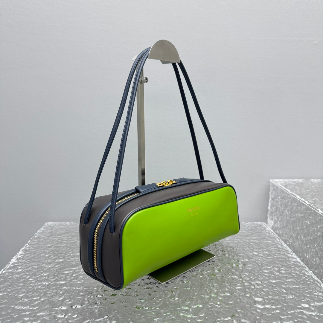 카타 / 프라다 가방