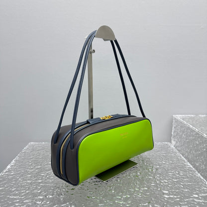 카타 / 프라다 가방