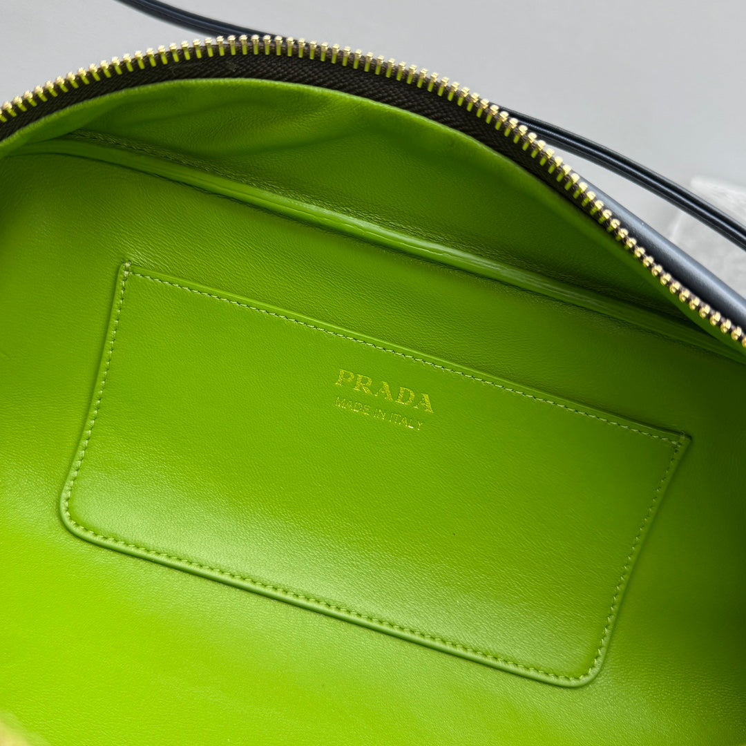 카타 / 프라다 가방