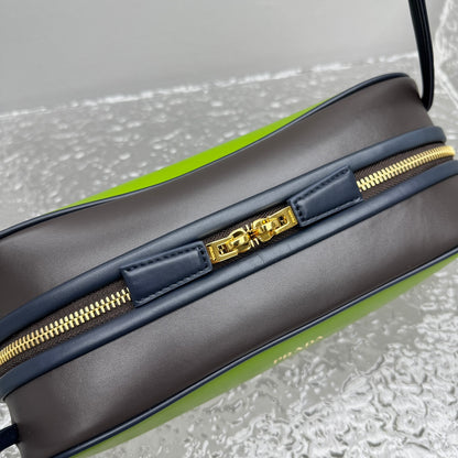 카타 / 프라다 가방