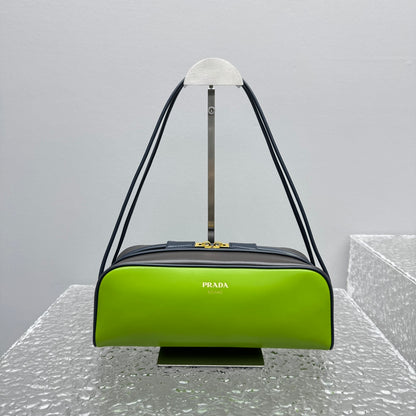 카타 / 프라다 가방