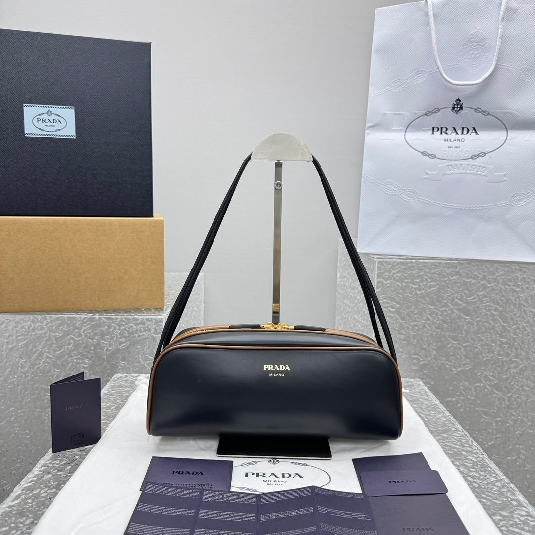 카타 / 프라다 가방