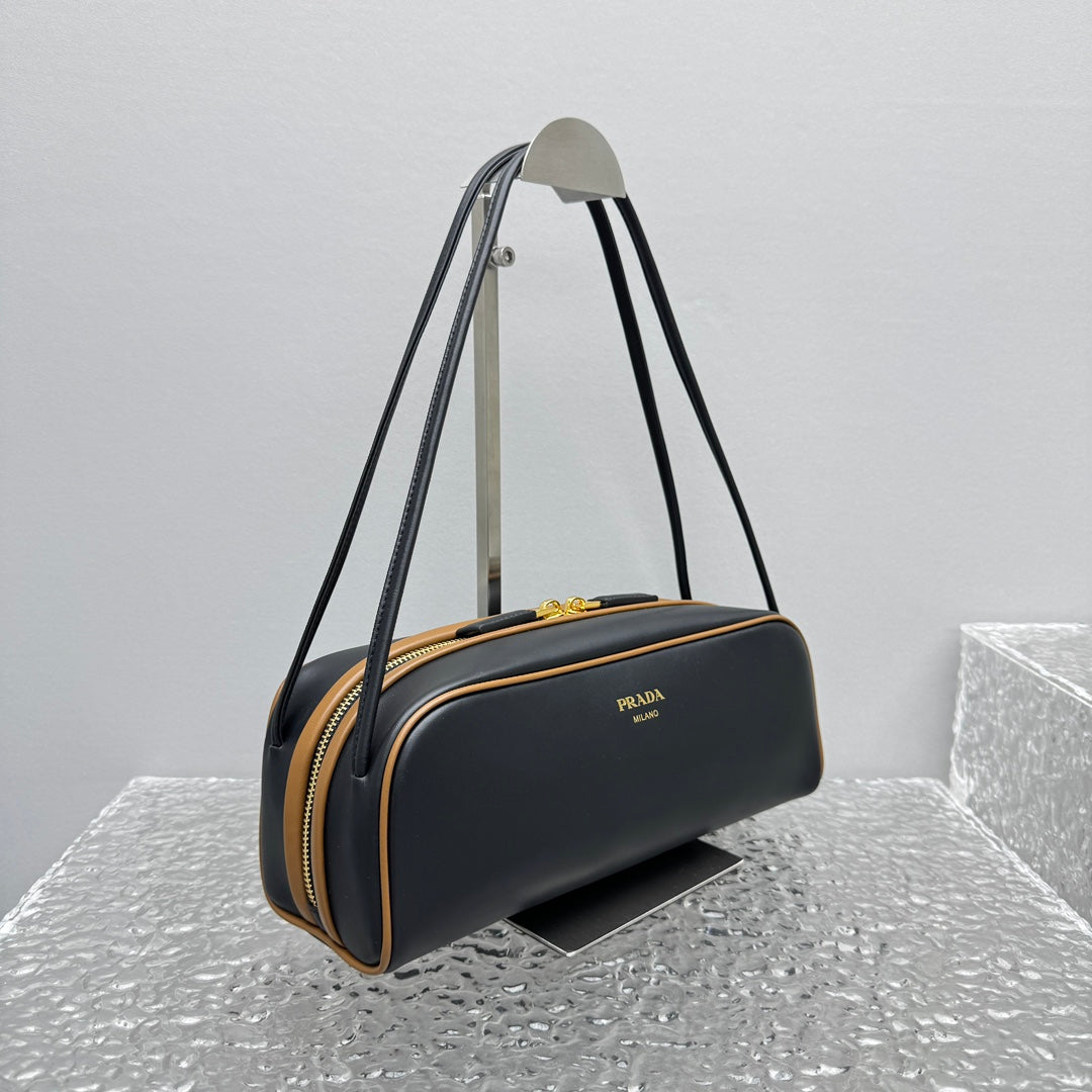 카타 / 프라다 가방