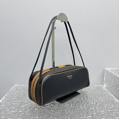 카타 / 프라다 가방