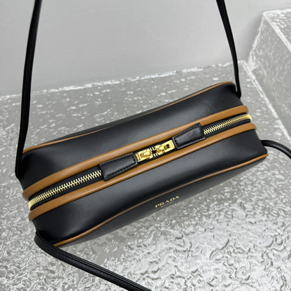 카타 / 프라다 가방