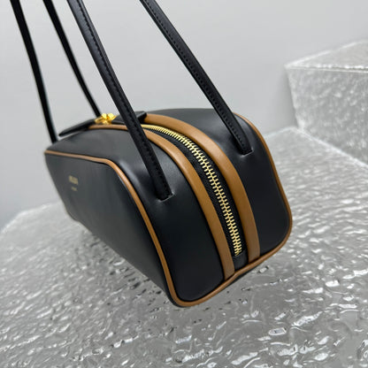 카타 / 프라다 가방