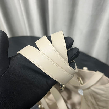 카타 / 디올 세로판 가방