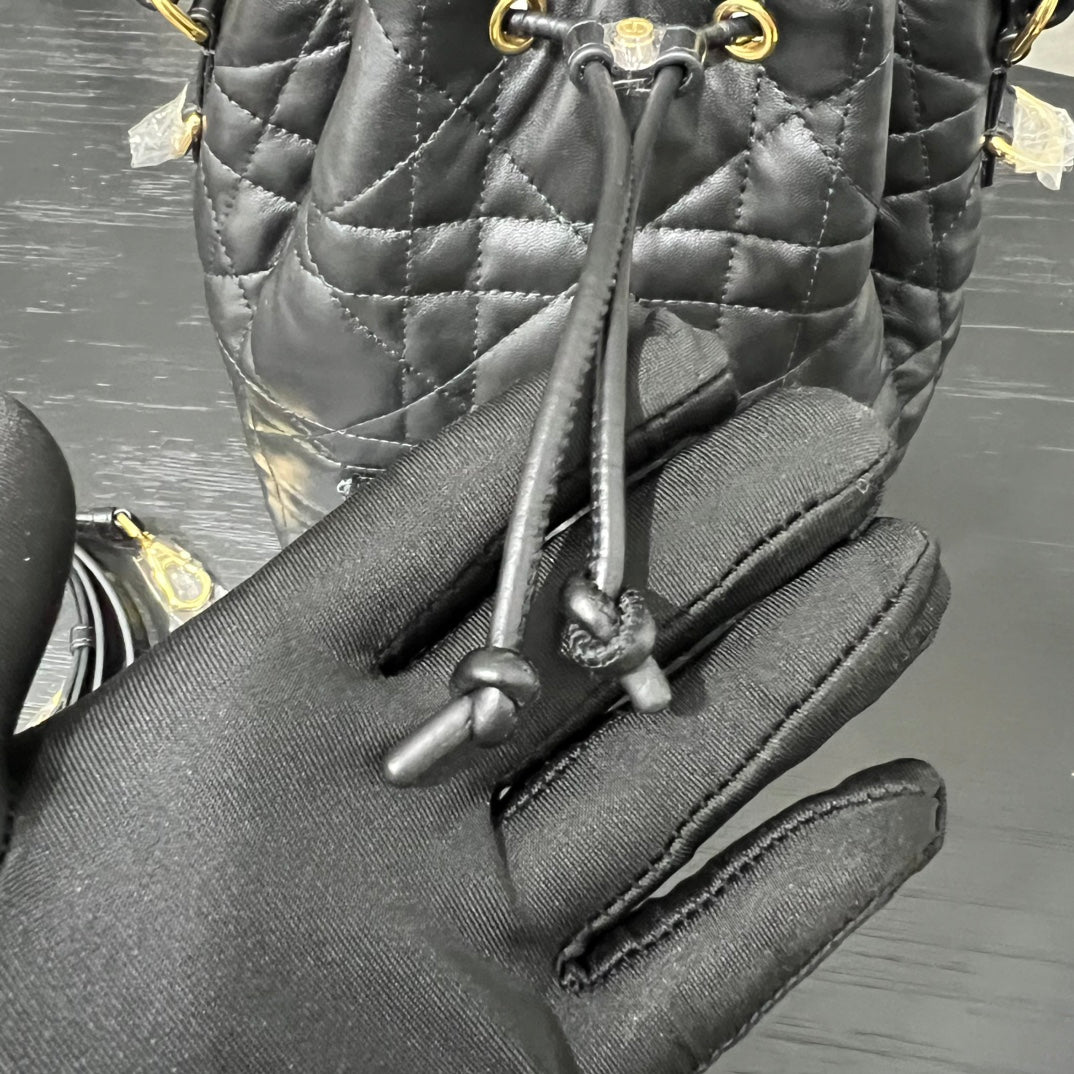 카타 / 디올 물통 가방