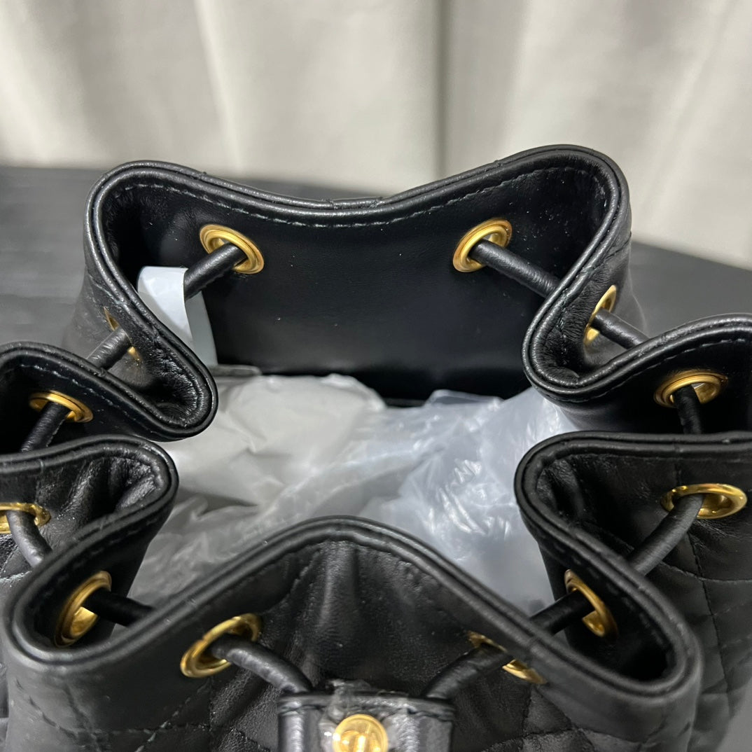 카타 / 디올 물통 가방