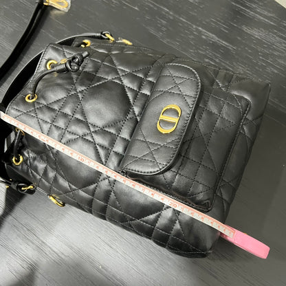 카타 / 디올 물통 가방