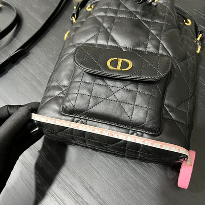 카타 / 디올 물통 가방