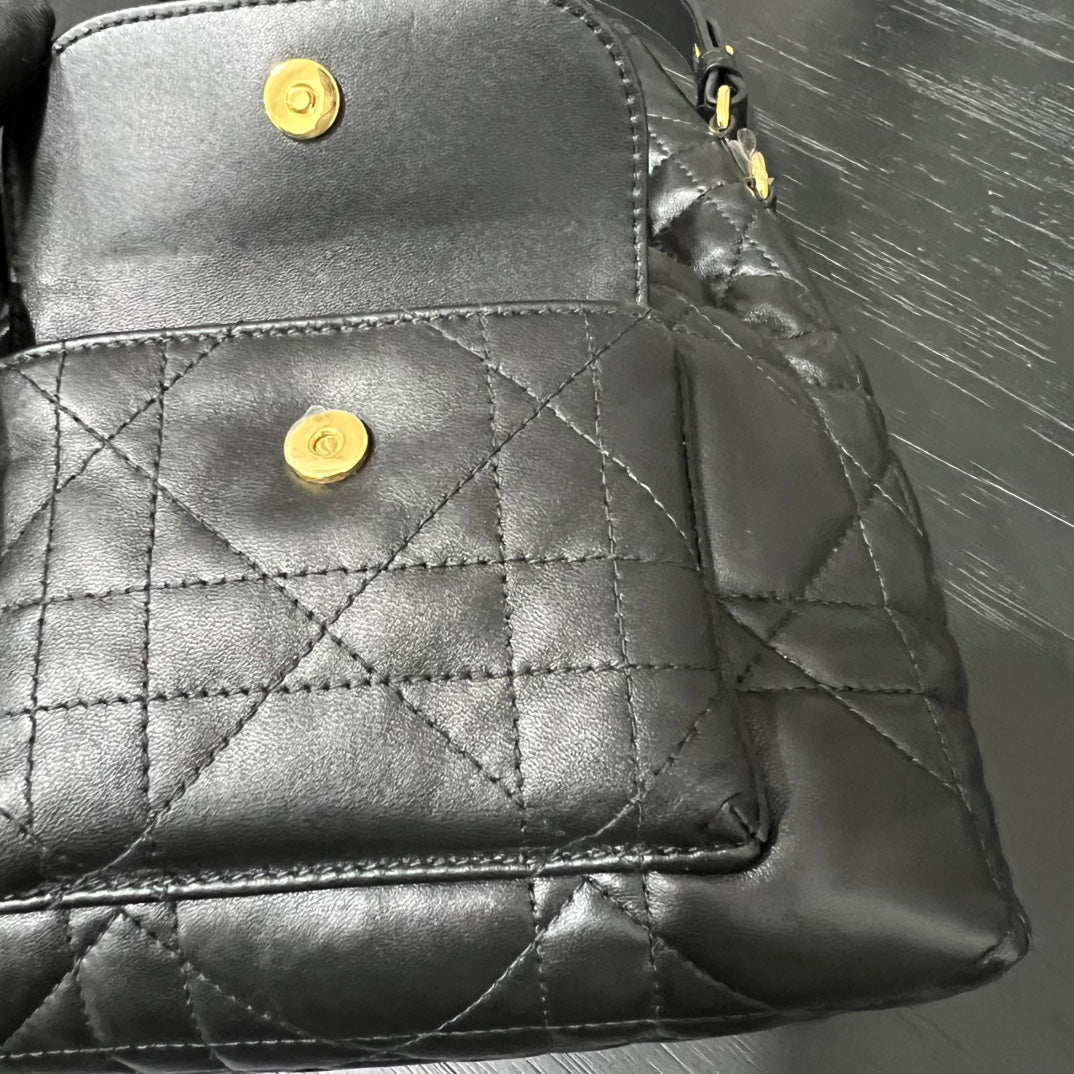 카타 / 디올 물통 가방