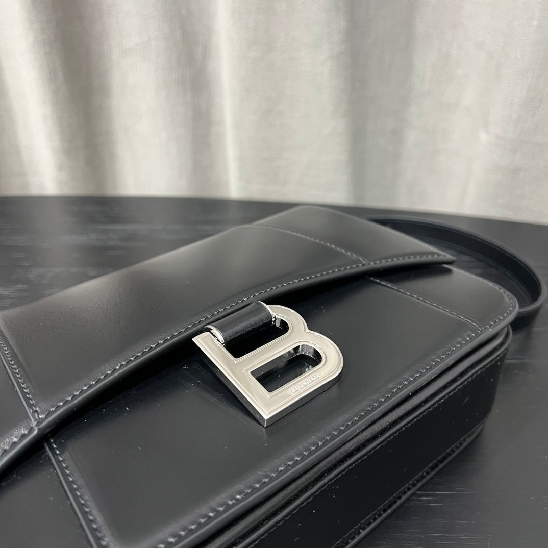 카타 / 발렌시아가 크로스백